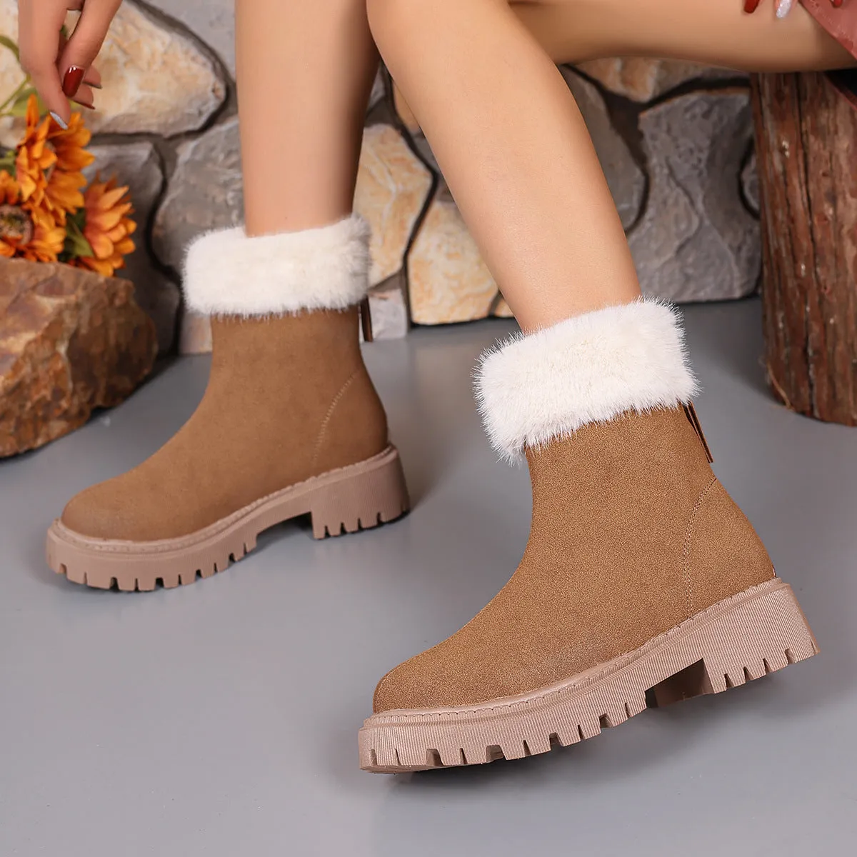 Square-heeled Snow Boots