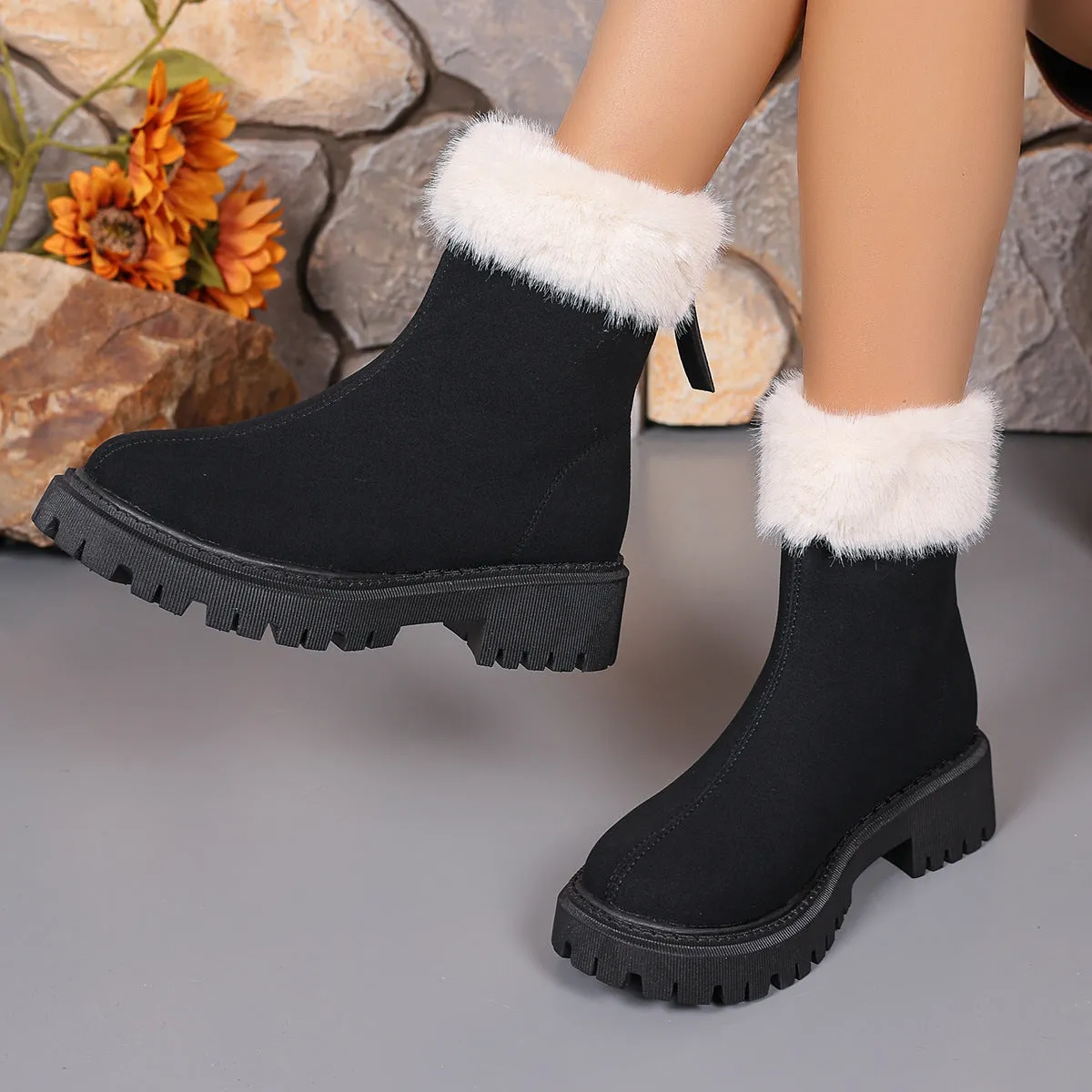 Square-heeled Snow Boots