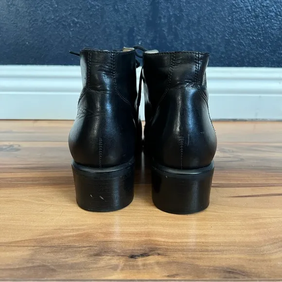 Sz7.5 Vintage Nine West Black Lace up Leather Boots